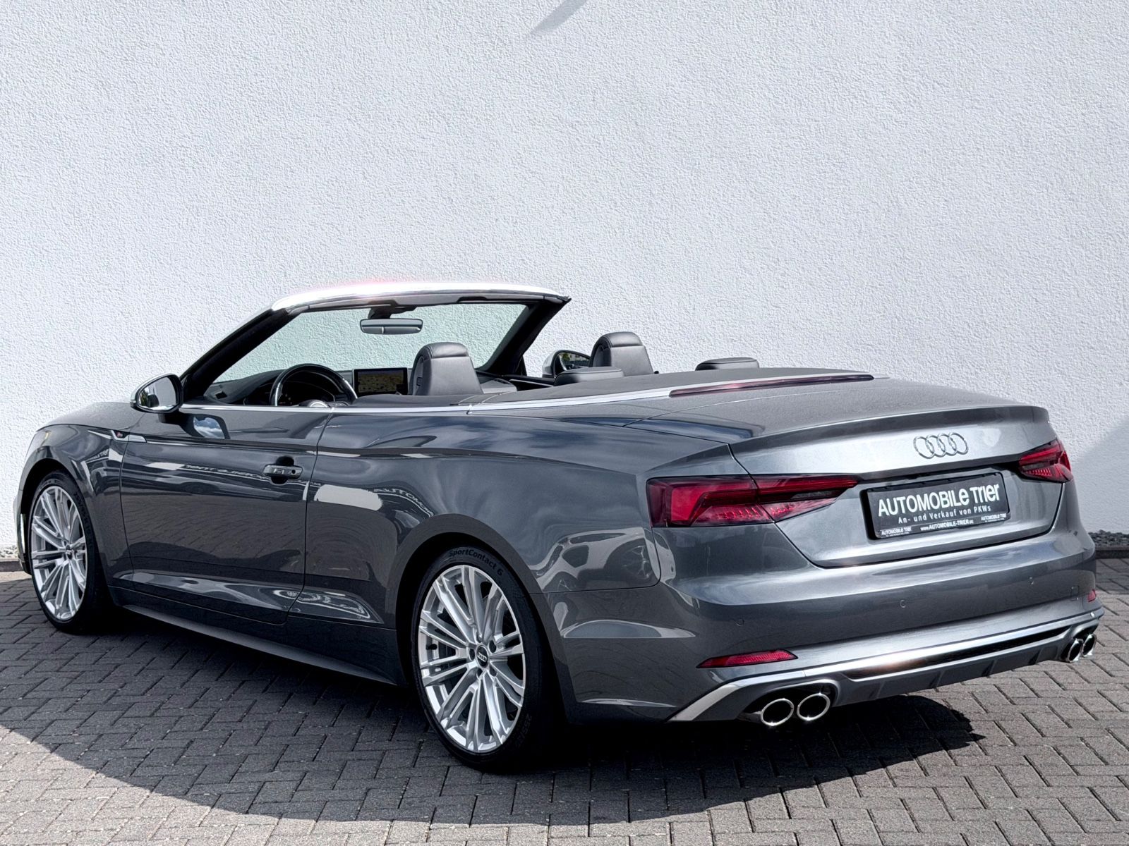 Audi S5 Cabriolet 3.0 TFSI quattro /LED/MASSAGE/CAM/ - Bild 7 Audi S5 Cabriolet 3.0 TFSI quattro /LED/MASSAGE/CAM/ in Grau als Cabrio/Roadster - Fahrzeugfoto 7