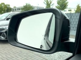 Volkswagen Caddy Maxi 2.0 TDI DSG /7.SITZER/LED/ACC/AHK/ in Schwarz als Van/Minibus - Fahrzeugfoto 18