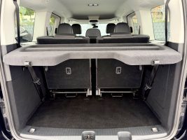Volkswagen Caddy Maxi 2.0 TDI DSG /7.SITZER/LED/ACC/AHK/ in Schwarz als Van/Minibus - Fahrzeugfoto 17
