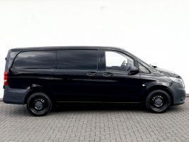 Mercedes-Benz Vito Kasten 111 CDI Lang / / GARANTIE // MWST // in Schwarz als Van/Minibus - Fahrzeugfoto 4
