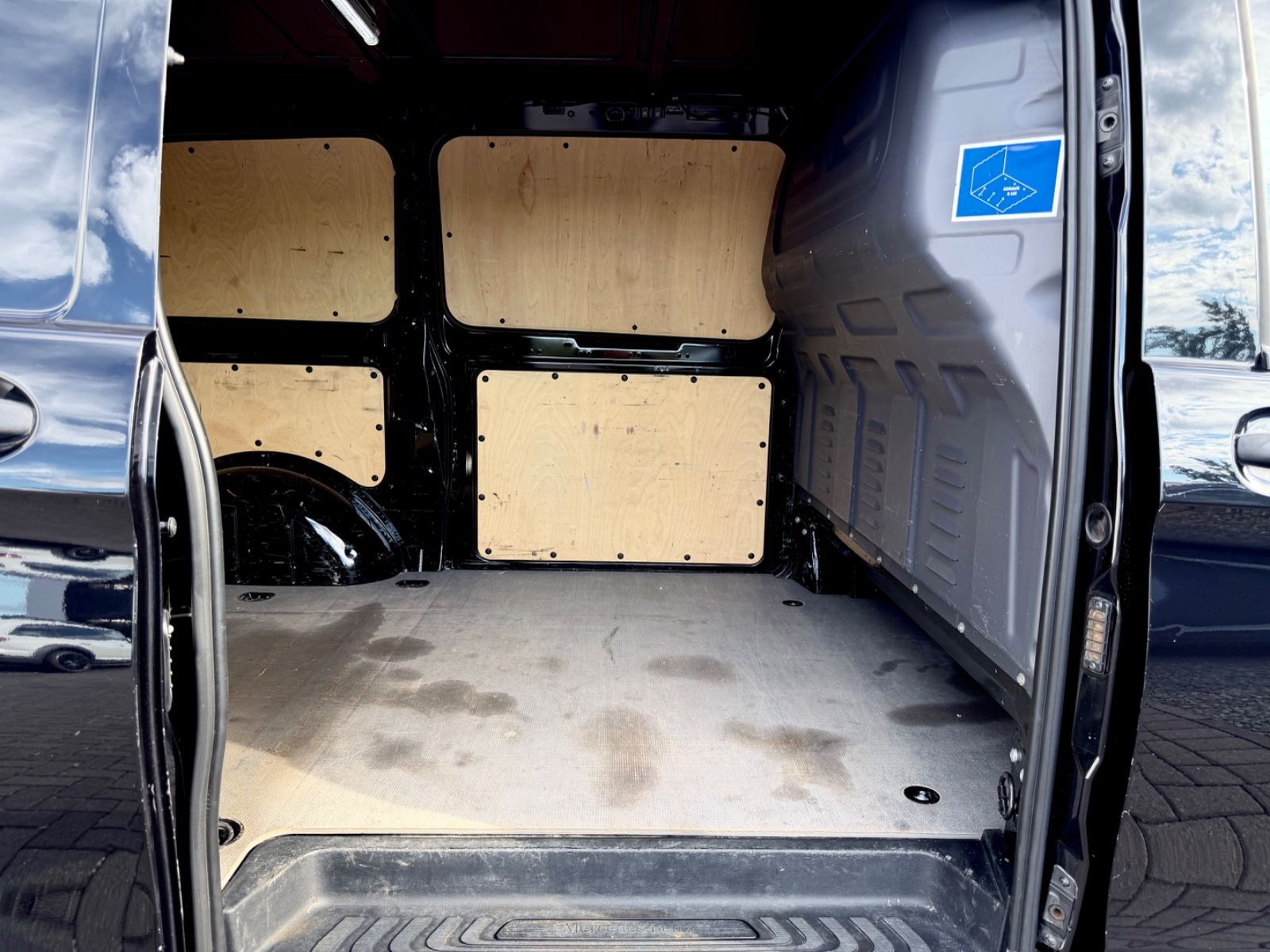 Mercedes-Benz Vito Kasten 111 CDI Lang / / GARANTIE // MWST // - Bild 12 Mercedes-Benz Vito Kasten 111 CDI Lang / / GARANTIE // MWST // in Schwarz als Van/Minibus - Fahrzeugfoto 12