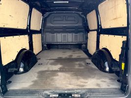 Mercedes-Benz Vito Kasten 111 CDI Lang / / GARANTIE // MWST // in Schwarz als Van/Minibus - Fahrzeugfoto 13