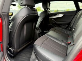 Audi A5 Sportback 40 TDI quattro S line Sport Plus in Rot als Limousine - Fahrzeugfoto 14