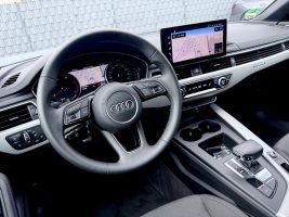 Audi A4 Avant 40 TDI quattro S line /NAVI/LED/1.HAND/ in Blau als Kombi - Fahrzeugfoto 10