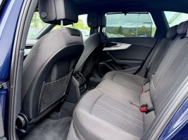 Audi A4 Avant 40 TDI quattro S line /NAVI/LED/1.HAND/ in Blau als Kombi - Fahrzeugfoto 13