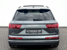 Audi Q7 3.0 TDI quattro S line Sport Plus //1.HAND// in Grau als SUV/Geländewagen/Pickup - Fahrzeugfoto 6