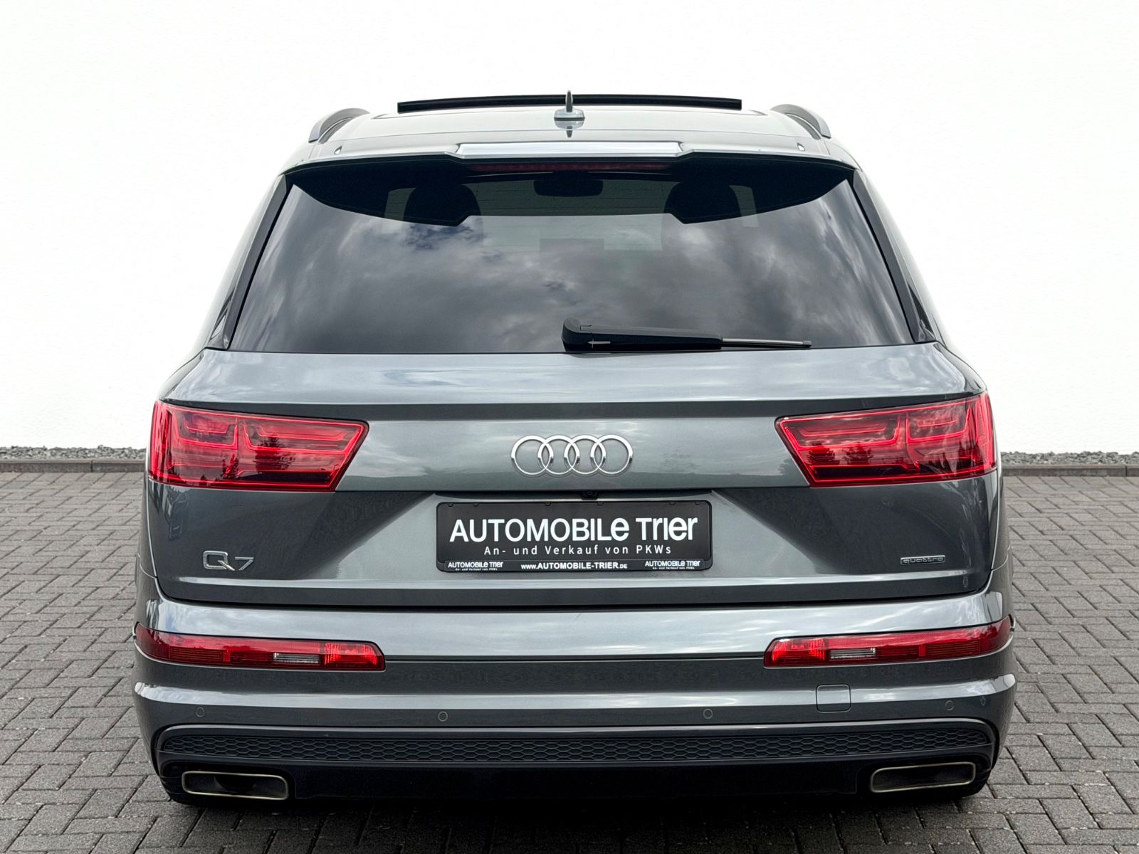 Audi Q7 3.0 TDI quattro S line Sport Plus //1.HAND// - Bild 6 Audi Q7 3.0 TDI quattro S line Sport Plus //1.HAND// in Grau als SUV/Geländewagen/Pickup - Fahrzeugfoto 6