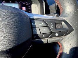 Seat Leon FR 2.0 TDI /NAVI/LED/LHZ/PDC/GARANTIE/ in Silber als Limousine - Fahrzeugfoto 18