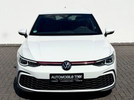 Volkswagen Golf 8 Lim. GTI /NAVI/LED/PDC/1.HAND/GARANTIE/ in Weiß als Limousine - Fahrzeugfoto 2