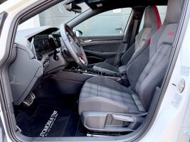 Volkswagen Golf 8 Lim. GTI /NAVI/LED/PDC/1.HAND/GARANTIE/ in Weiß als Limousine - Fahrzeugfoto 9