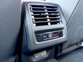 Volkswagen Golf 8 Lim. GTI /NAVI/LED/PDC/1.HAND/GARANTIE/ in Weiß als Limousine - Fahrzeugfoto 19