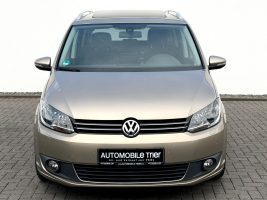 Volkswagen Touran Cup 2.0 TDI /7.SITZER/NAVI/PANO/PDC/ in Beige als Van/Minibus - Fahrzeugfoto 2
