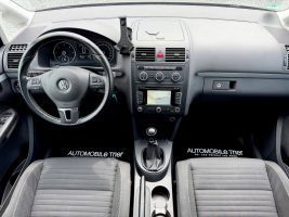 Volkswagen Touran Cup 2.0 TDI /7.SITZER/NAVI/PANO/PDC/ in Beige als Van/Minibus - Fahrzeugfoto 10