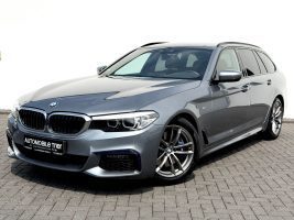 BMW 530i Touring M Sport Paket/NAVI/LED/CAM/GARANTIE in Blau als Kombi - Fahrzeugfoto 1