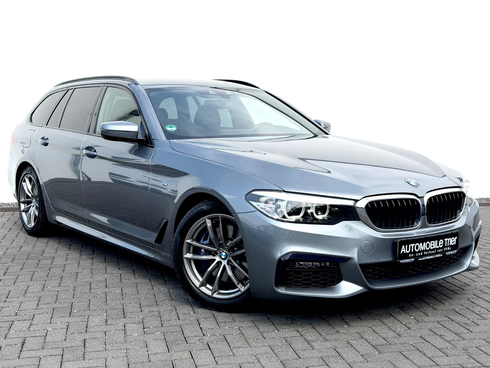 BMW 530i Touring M Sport Paket/NAVI/LED/CAM/GARANTIE - Bild 3 BMW 530i Touring M Sport Paket/NAVI/LED/CAM/GARANTIE in BLUESTONE als Kombi - Fahrzeugfoto 3