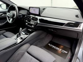 BMW 530i Touring M Sport Paket/NAVI/LED/CAM/GARANTIE in Blau als Kombi - Fahrzeugfoto 12