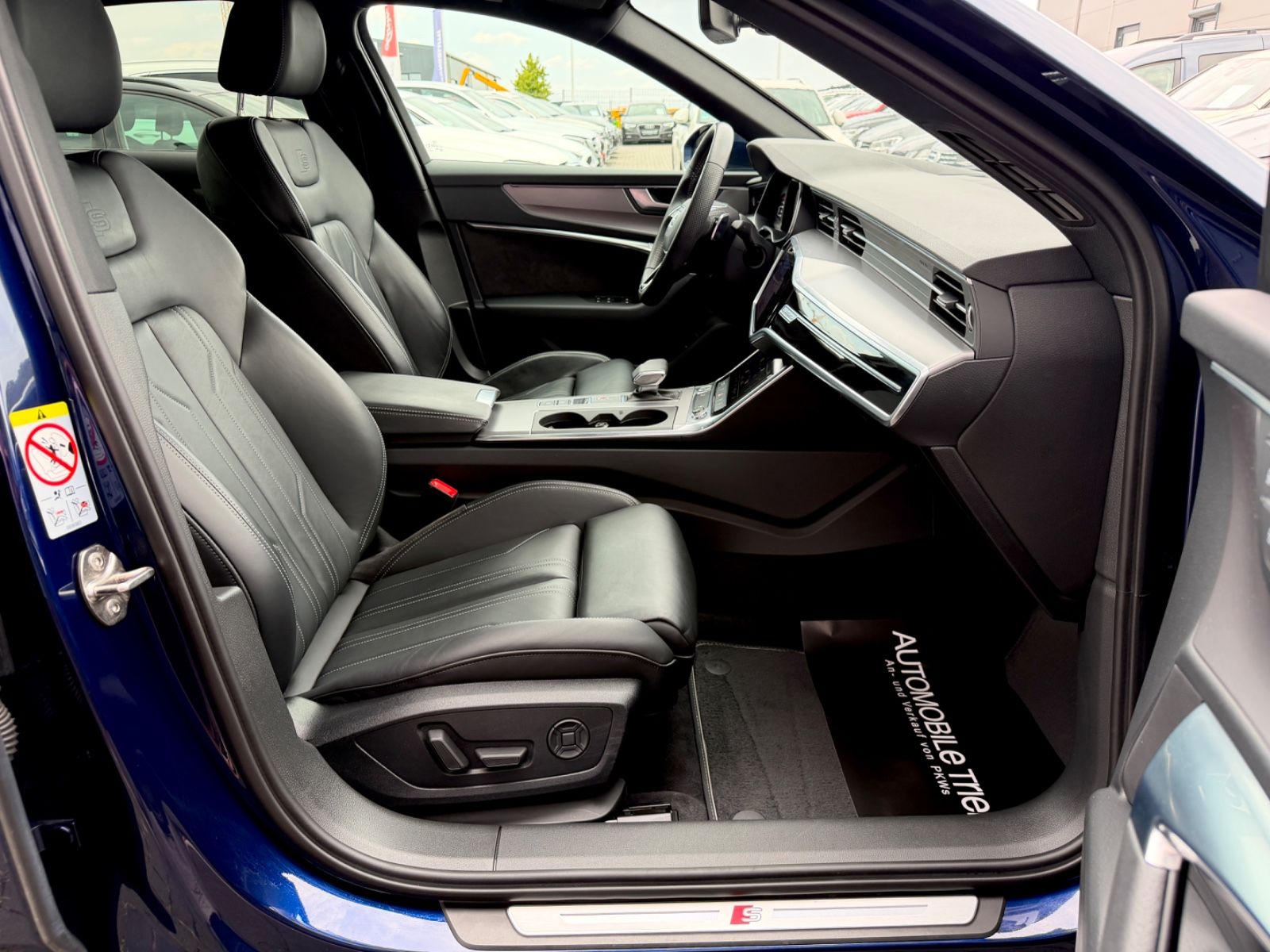 Audi A6 Limo 55 TFSI quattro S line Sport Plus Paket - Bild 11 Audi A6 Limo 55 TFSI quattro S line Sport Plus Paket in NAVARRABLAU als Limousine - Fahrzeugfoto 11