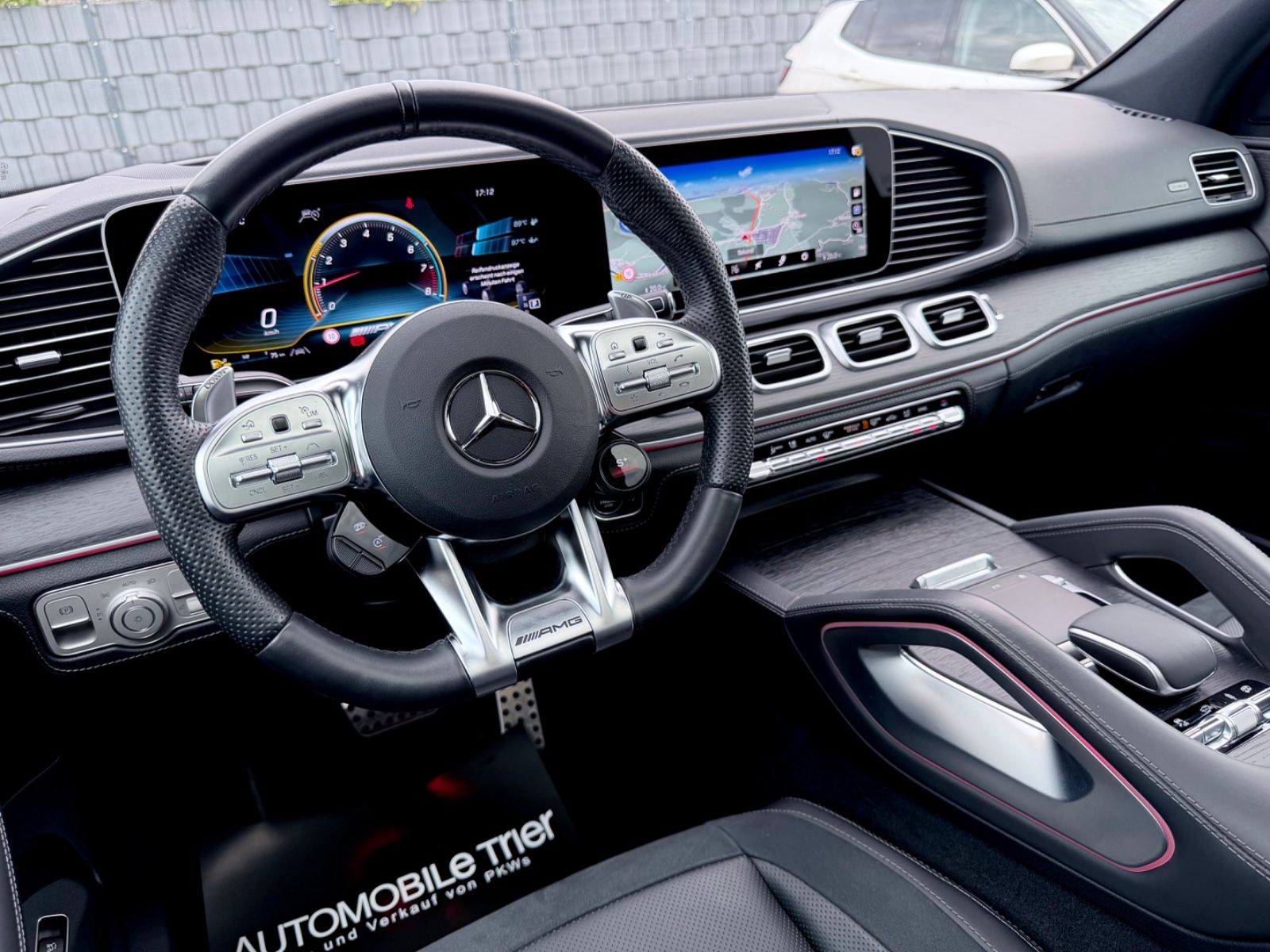 Mercedes-Benz GLE 63 AMG 4MATIC+ /PANO/LED/ACC/HUD/BURM/ - Bild 10 Mercedes-Benz GLE 63 AMG 4MATIC+ /PANO/LED/ACC/HUD/BURM/ in SELENITGRAU als SUV/Geländewagen/Pickup - Fahrzeugfoto 10