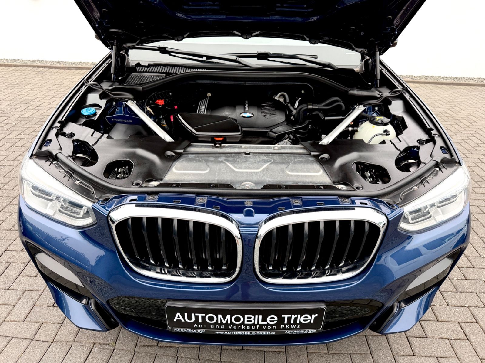 BMW X3 xDrive 20d M Sport Paket /NAVI/LED/CAM/GARANT - Bild 17 BMW X3 xDrive 20d M Sport Paket /NAVI/LED/CAM/GARANT in PHYTONICBLAU als SUV/Geländewagen/Pickup - Fahrzeugfoto 17