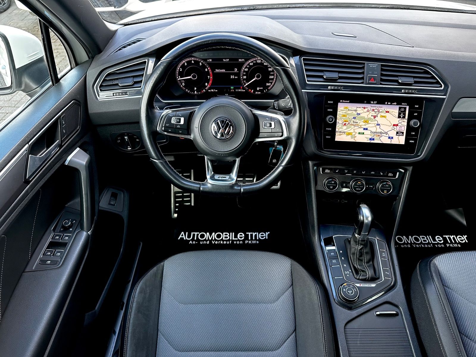 Volkswagen Tiguan R line 2.0 TSI DSG 4Motion /LED/ACC/AHK/ - Bild 10 Volkswagen Tiguan R line 2.0 TSI DSG 4Motion /LED/ACC/AHK/ in ORYXWEISS als SUV/Geländewagen/Pickup - Fahrzeugfoto 10