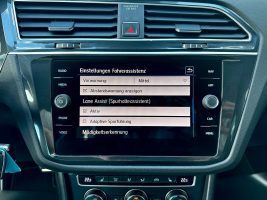 Volkswagen Tiguan R line 2.0 TSI DSG 4Motion /LED/ACC/AHK/ in Weiß als SUV/Geländewagen/Pickup - Fahrzeugfoto 22