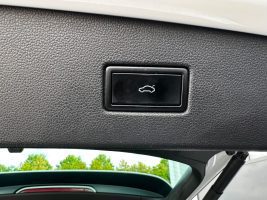 Volkswagen Tiguan R line 2.0 TSI DSG 4Motion /LED/ACC/AHK/ in Weiß als SUV/Geländewagen/Pickup - Fahrzeugfoto 24