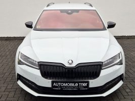 Skoda Superb Combi Sportline 2.0 TSI DSG / / 1.HAND // in Weiß als Kombi - Fahrzeugfoto 2
