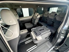 Volkswagen T7 Multivan Life *Garantie*7Sitzer*Unfallfrei* in Grau als Van/Minibus - Fahrzeugfoto 13