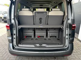 Volkswagen T7 Multivan Life *Garantie*7Sitzer*Unfallfrei* in Grau als Van/Minibus - Fahrzeugfoto 18