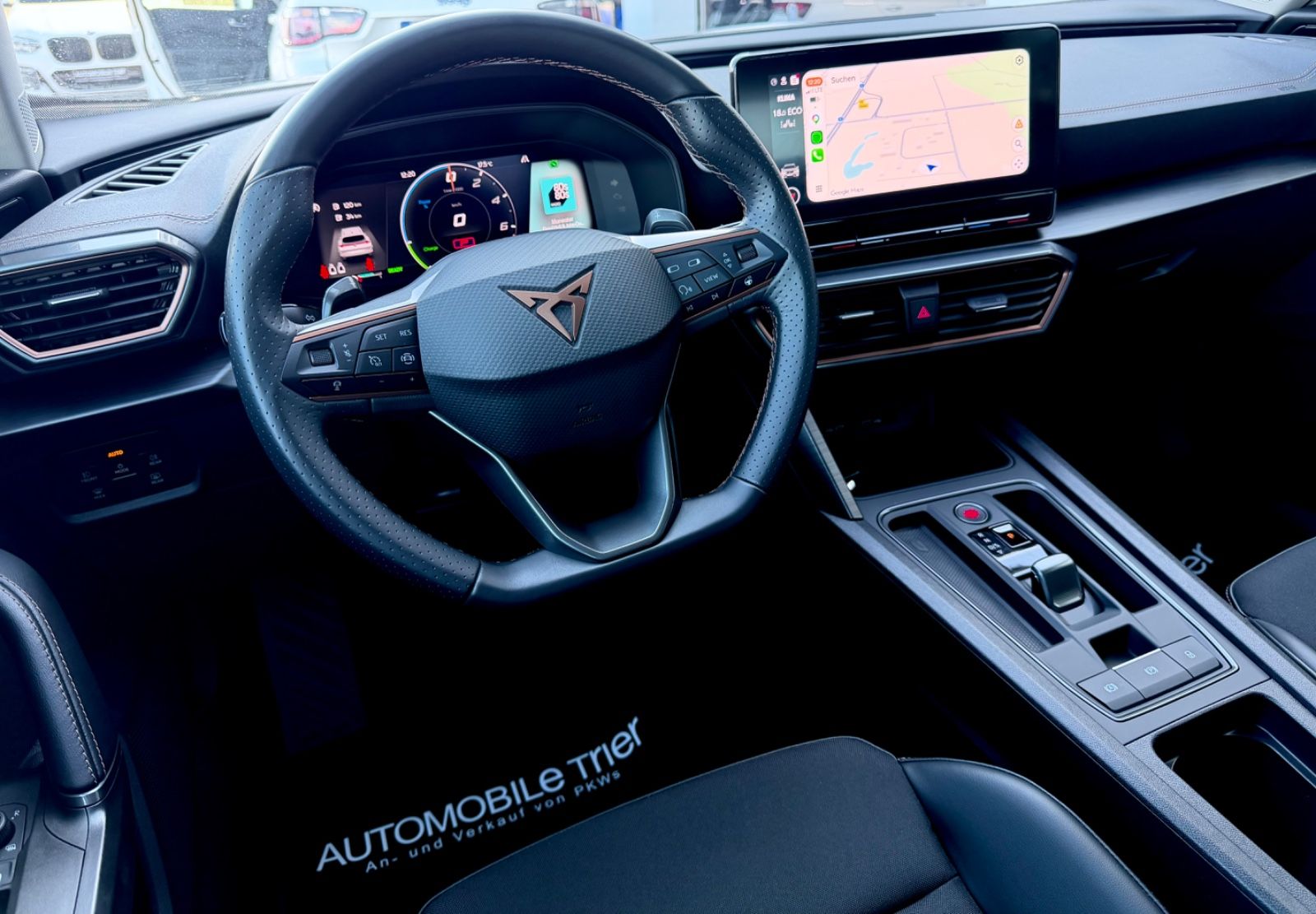 Cupra Formentor 1.4 e-Hybrid /NAVI/LED/ACC/CAM/1.HAND/ - Bild 10 Cupra Formentor 1.4 e-Hybrid /NAVI/LED/ACC/CAM/1.HAND/ in Weiß als SUV/Geländewagen/Pickup - Fahrzeugfoto 10