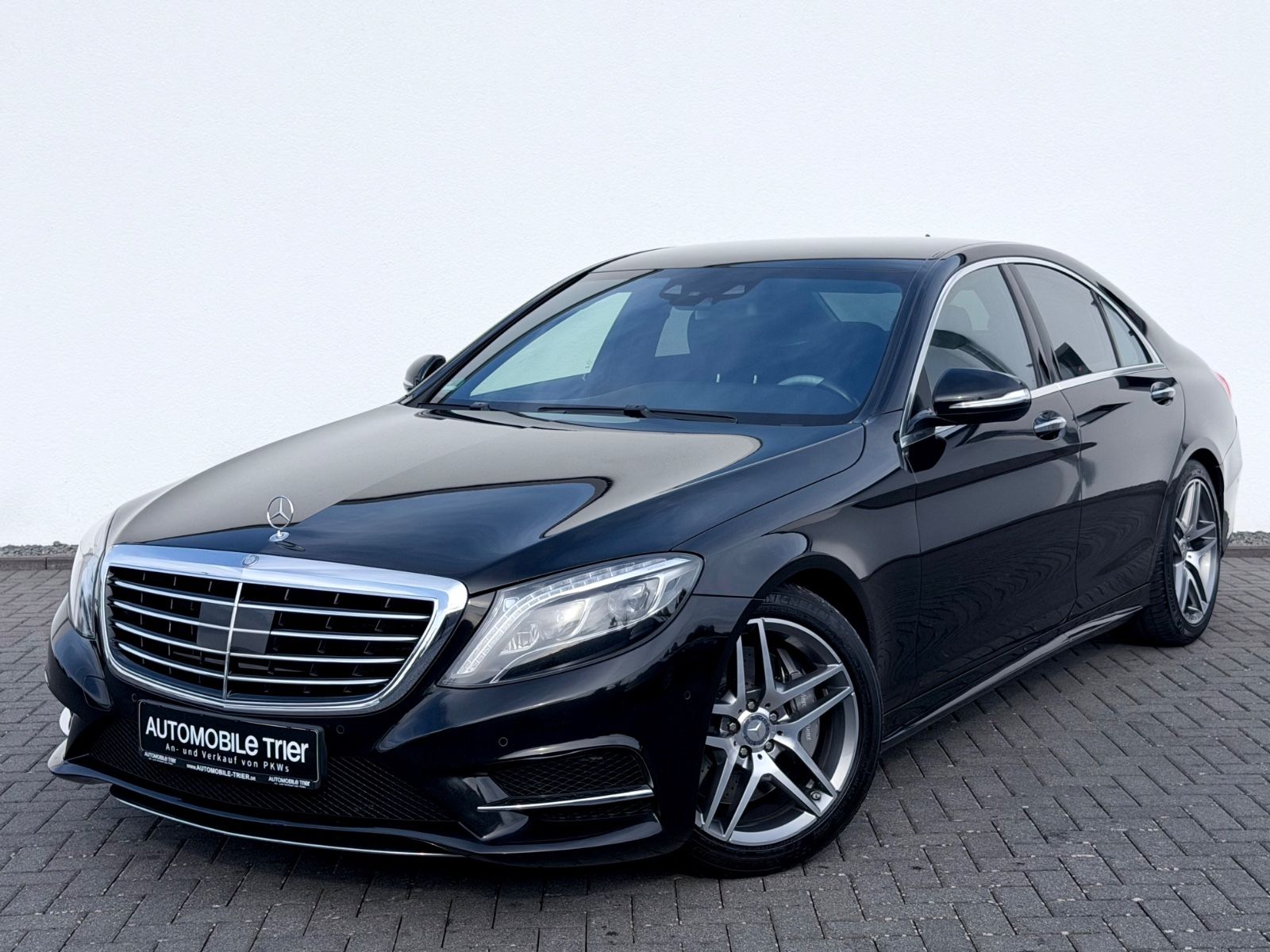 Mercedes-Benz S 500 4Matic Amg Line /NAVI/LED/ACC/CAM/BURMEST/ in Schwarz als Limousine - Fahrzeugfoto 1