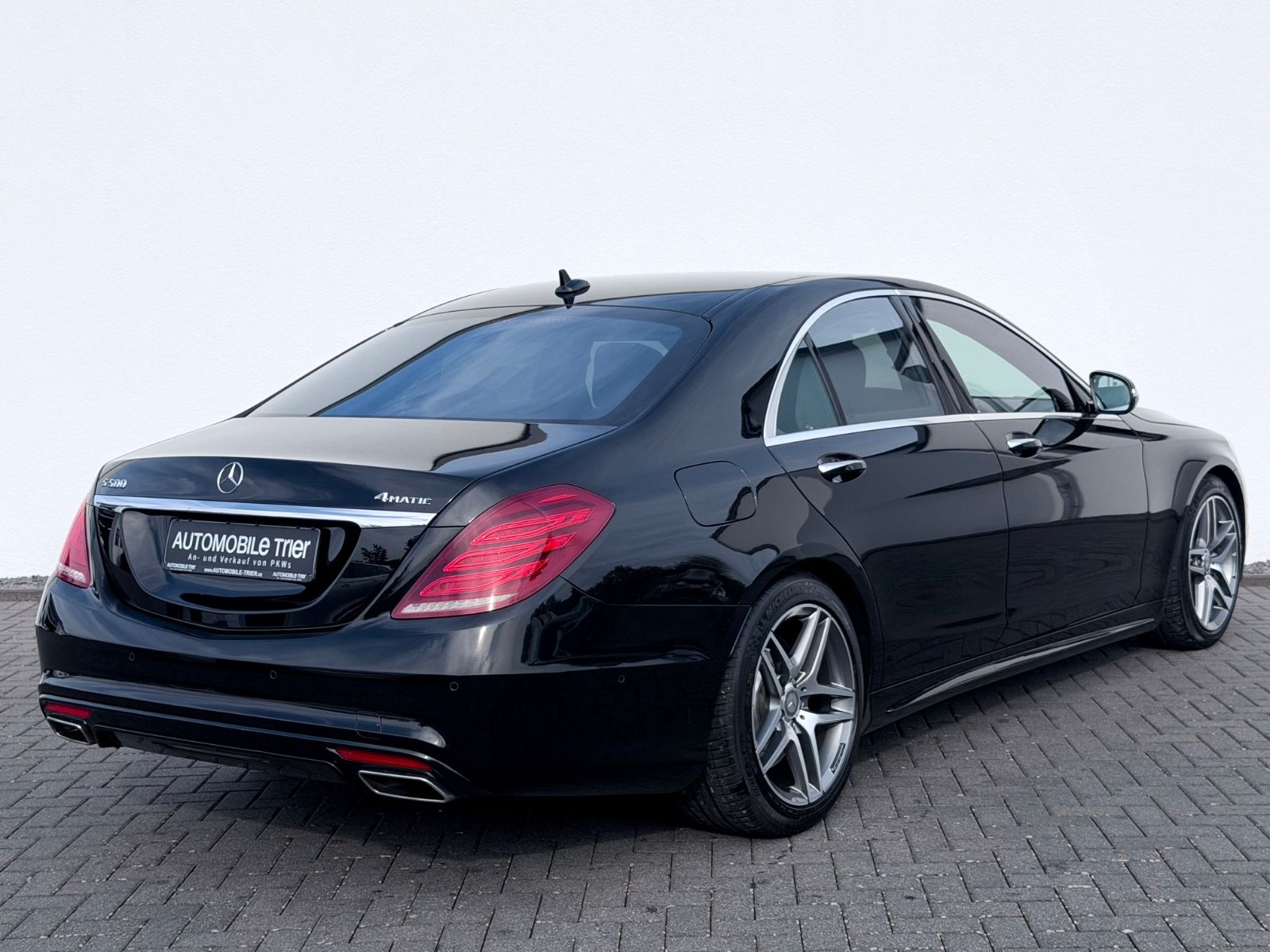Mercedes-Benz S 500 4Matic Amg Line /NAVI/LED/ACC/CAM/BURMEST/ - Bild 5 Mercedes-Benz S 500 4Matic Amg Line /NAVI/LED/ACC/CAM/BURMEST/ in OBSIDIANSCHWARZ als Limousine - Fahrzeugfoto 5