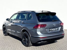 Volkswagen Tiguan Allspace R line 2.0 TDI DSG 4Motion in Grau als SUV/Geländewagen/Pickup - Fahrzeugfoto 7