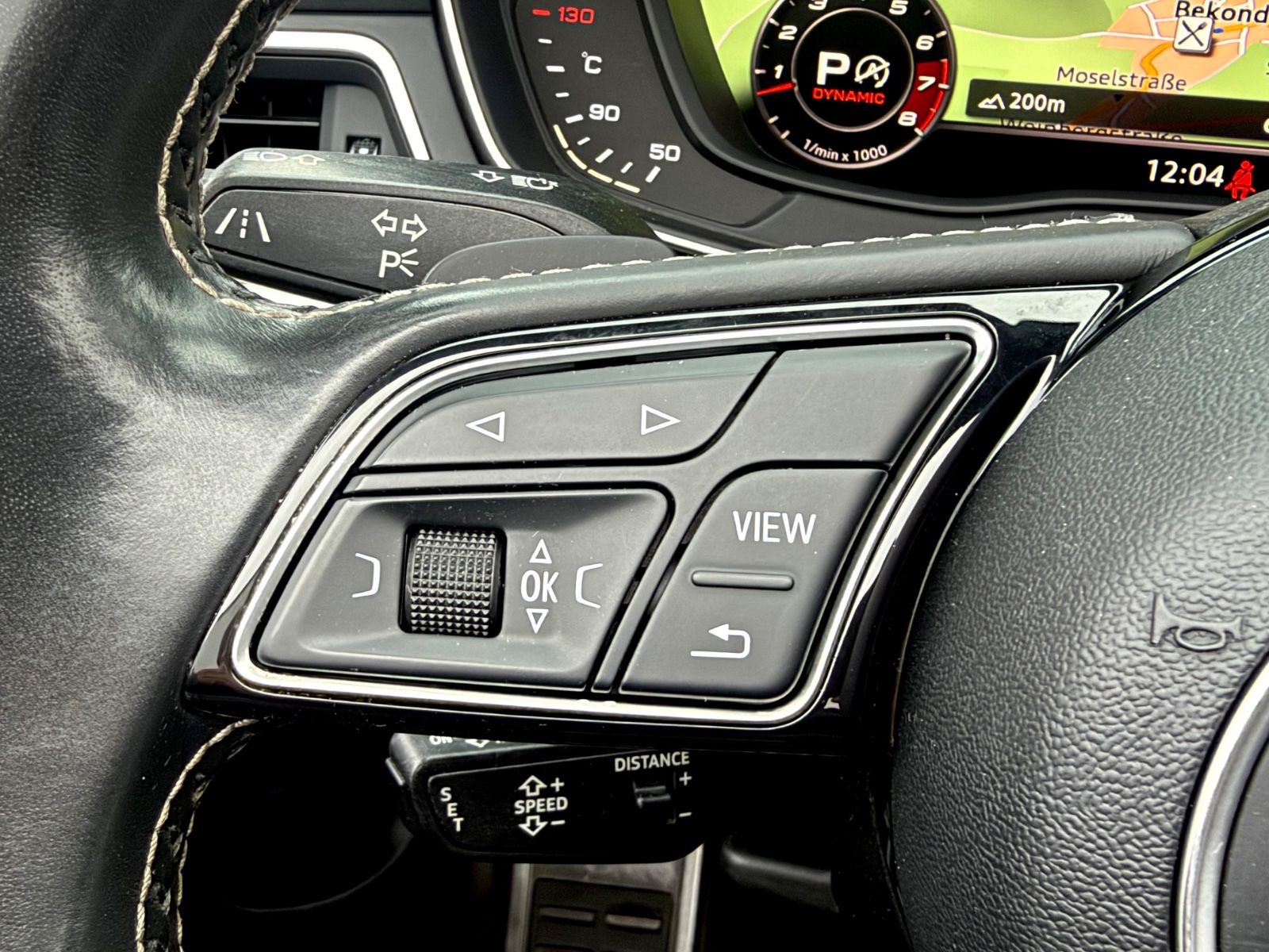 Audi S5 Cabrio 3.0 TFSI quattro /HUD/ACC/B&O/360°CAM - Bild 14 Audi S5 Cabrio 3.0 TFSI quattro /HUD/ACC/B&O/360°CAM in MYTHOSSCHWARZ als Cabrio/Roadster - Fahrzeugfoto 14