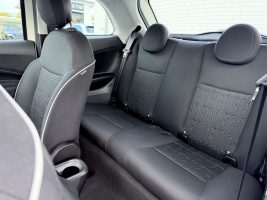 Fiat 500 e / LED / CARPLAY / GARANTIE / in Weiß als Kleinwagen - Fahrzeugfoto 13