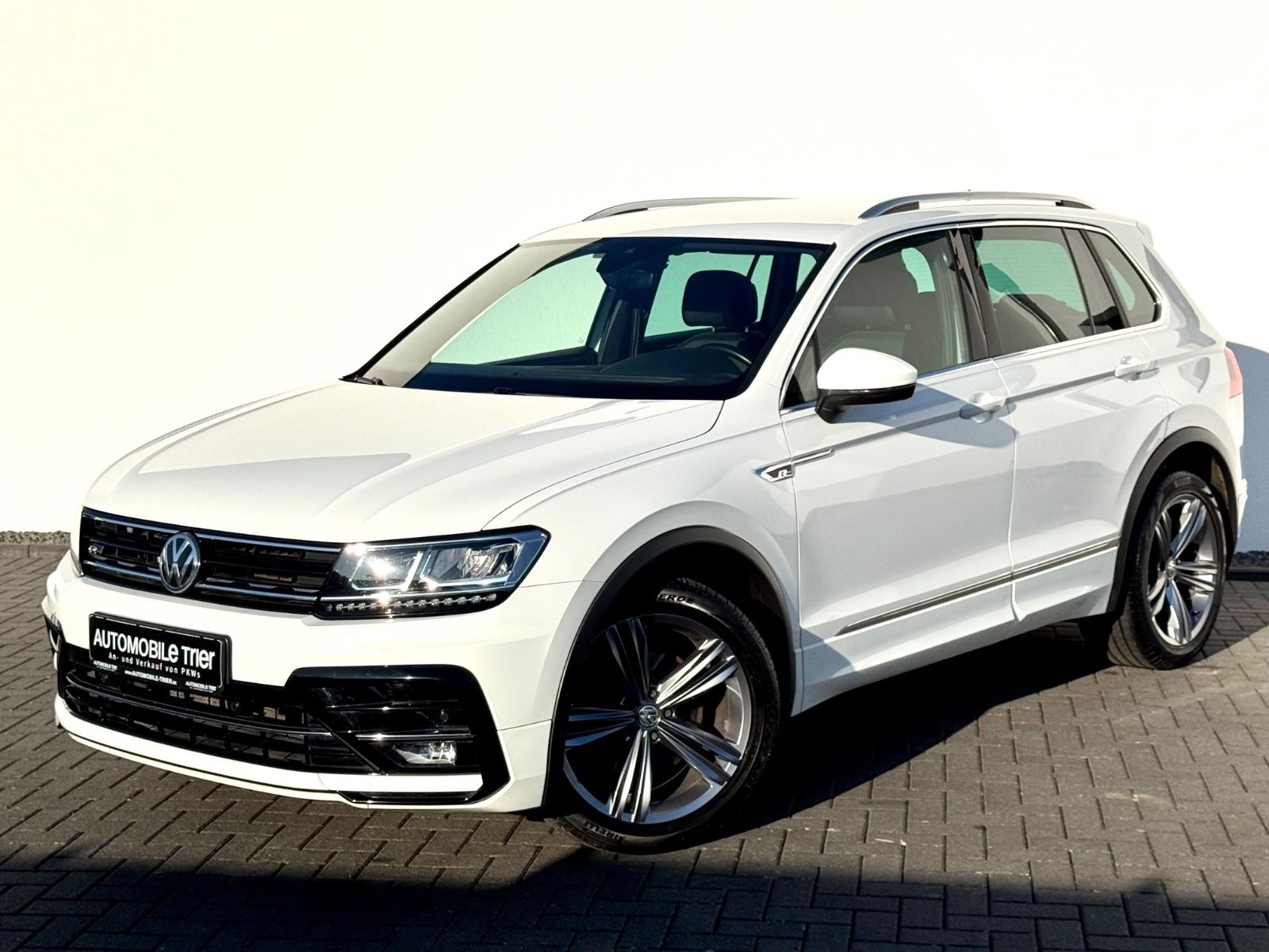 Volkswagen Tiguan 2.0 TSI DSG 4Motion 3 x R Line /GARANTIE/