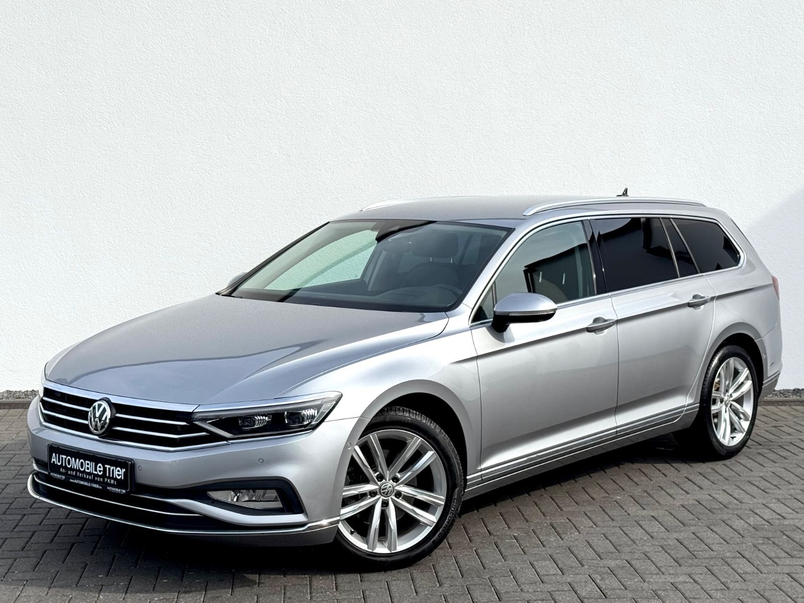 Volkswagen Passat Variant 2.0 TSI DSG /LED/ACC/360°CAM/HUD
