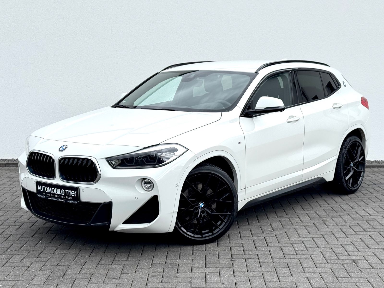 BMW X2 sDrive 20 i M Sport Paket /NAVI/LED/HUD/