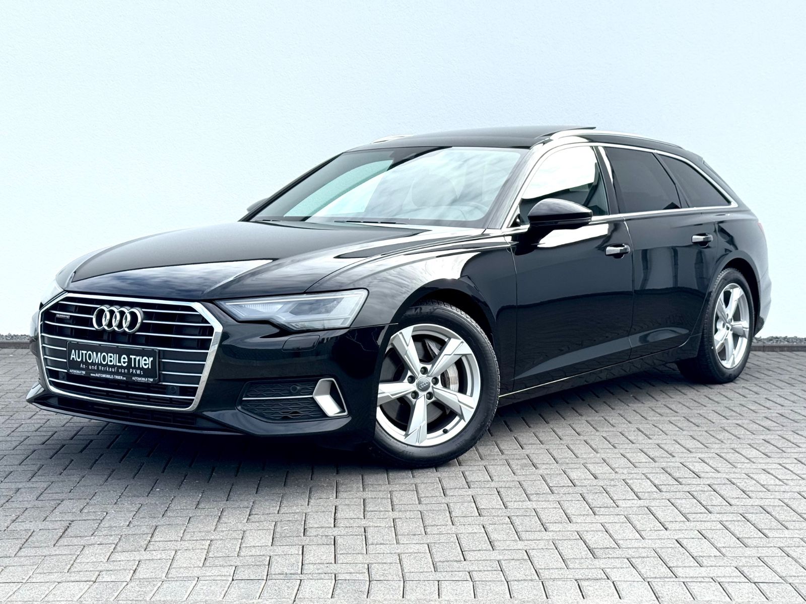 Audi A6 Avant 45 TDI quattro sport /NAVI/LED/AHK/PANO