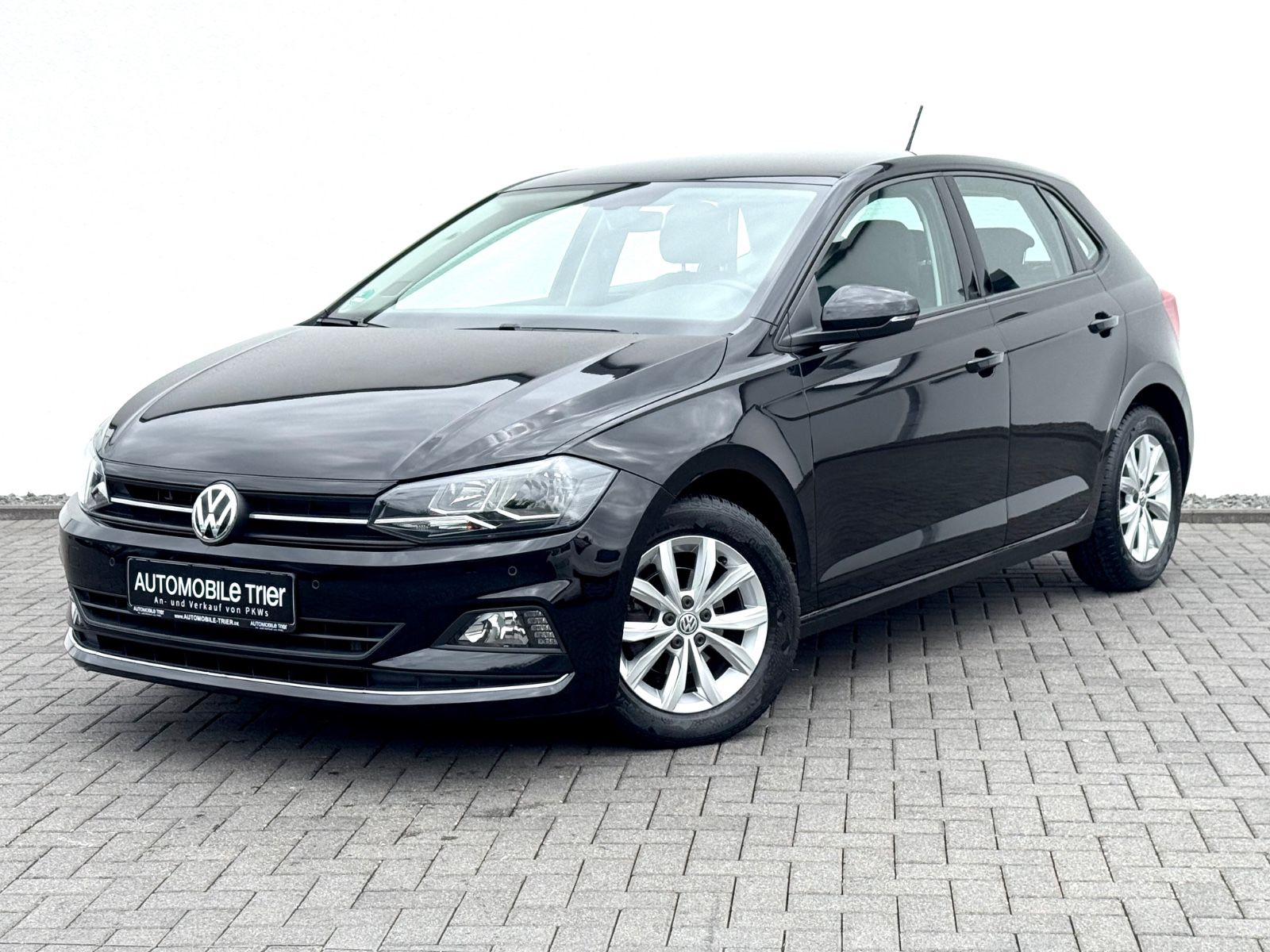 Volkswagen Polo VI Highline / DSG / NAVI / LED / ACC /