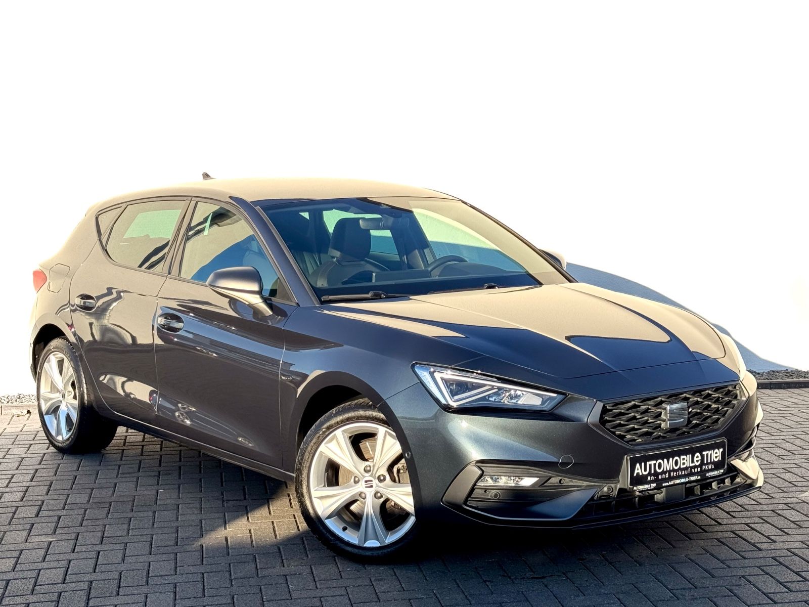 Bild 3 von 13 - Seat Leon - Gebrauchtwagen von Automobile Trier Seat Leon FR e-Hybrid, NAVI, LED, ACC, CAM, 1.HAND, GARANT