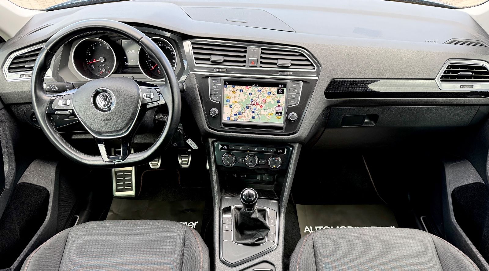 Bild 11 von 13 - Volkswagen Tiguan - Gebrauchtwagen von Automobile Trier Volkswagen Tiguan Sound 1.4 TSI, NAVI, ACC, PDC, GARANTIE