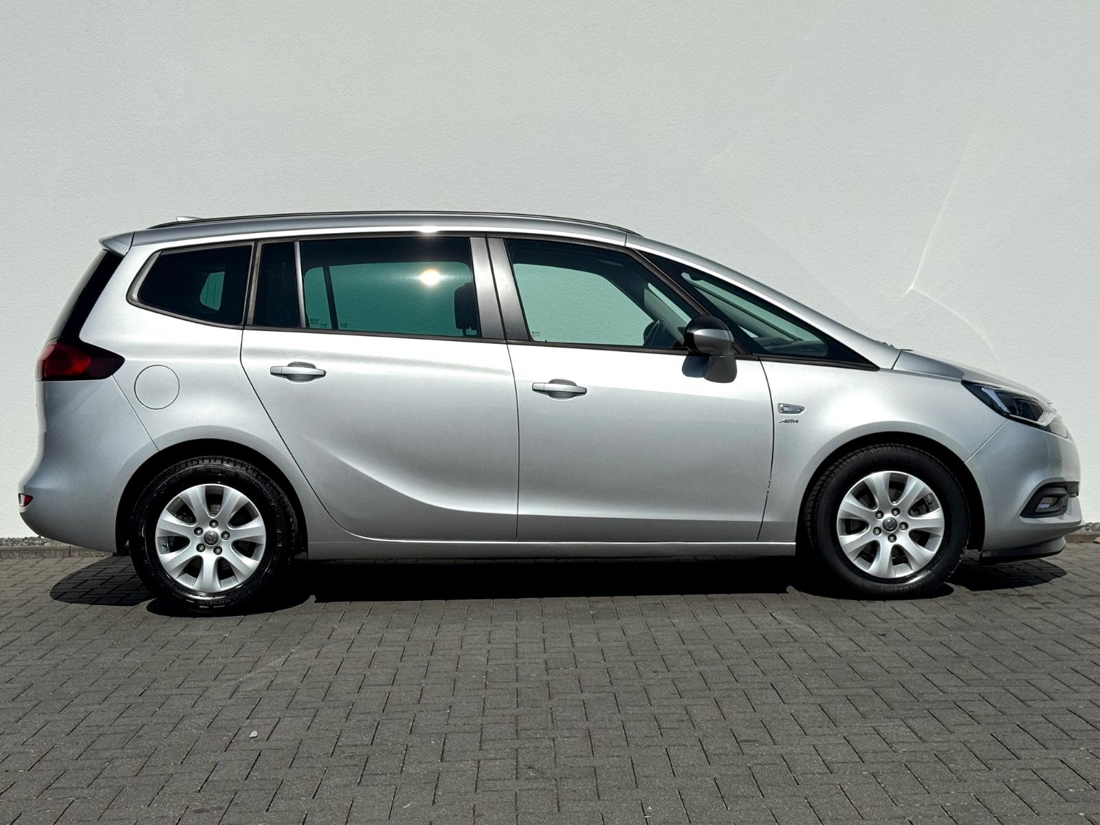 Bild 4 von 11 - Opel Zafira - Gebrauchtwagen von Automobile Trier Opel Zafira C  1.4 Turbo Automatik, NAVI, LED, CAM, AHK