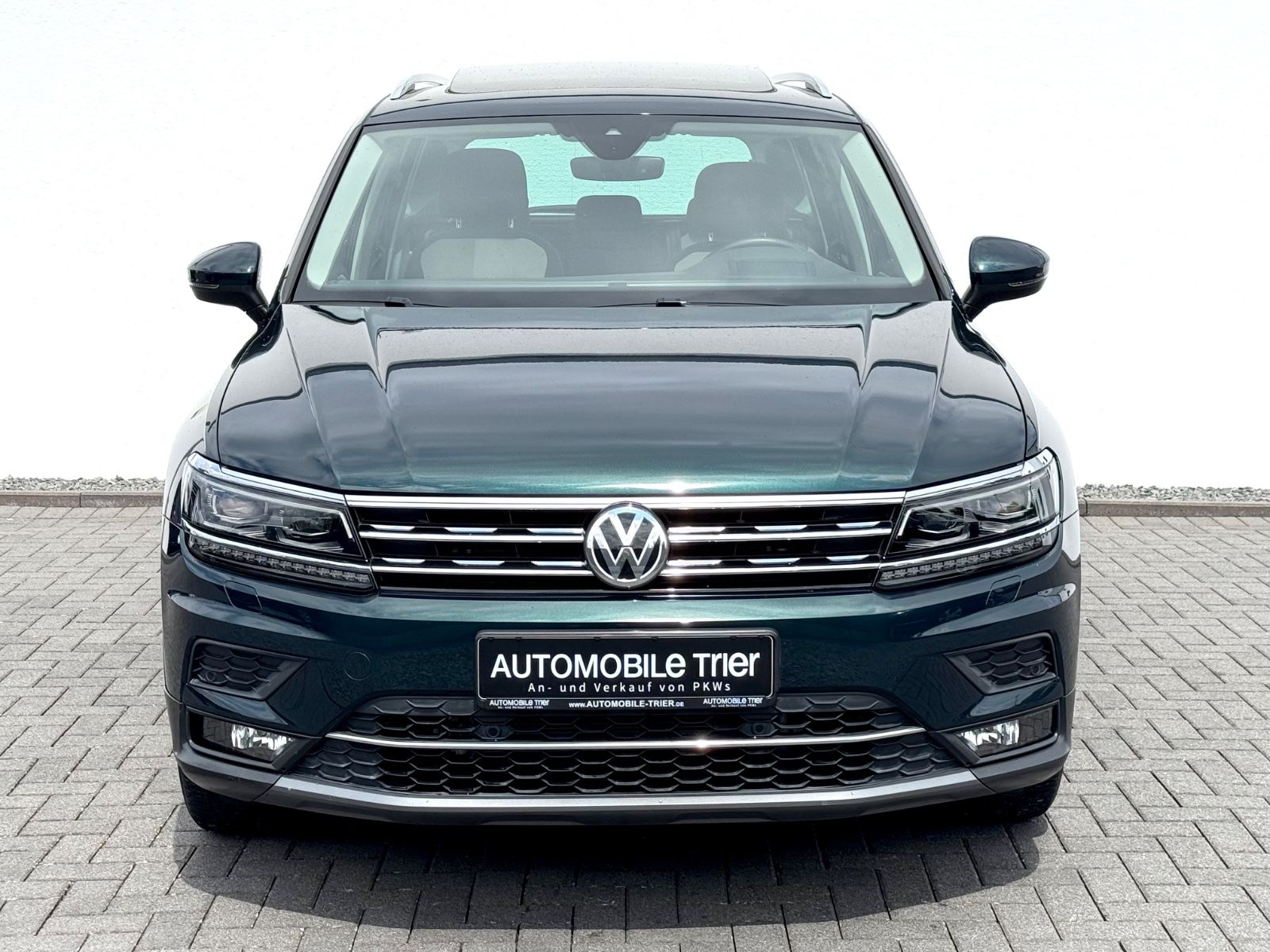 Bild 2 von 15 - Volkswagen Tiguan - Gebrauchtwagen von Automobile Trier Volkswagen Tiguan Highline 1.4 TSI DSG 4Motion, LED, ACC, PANO