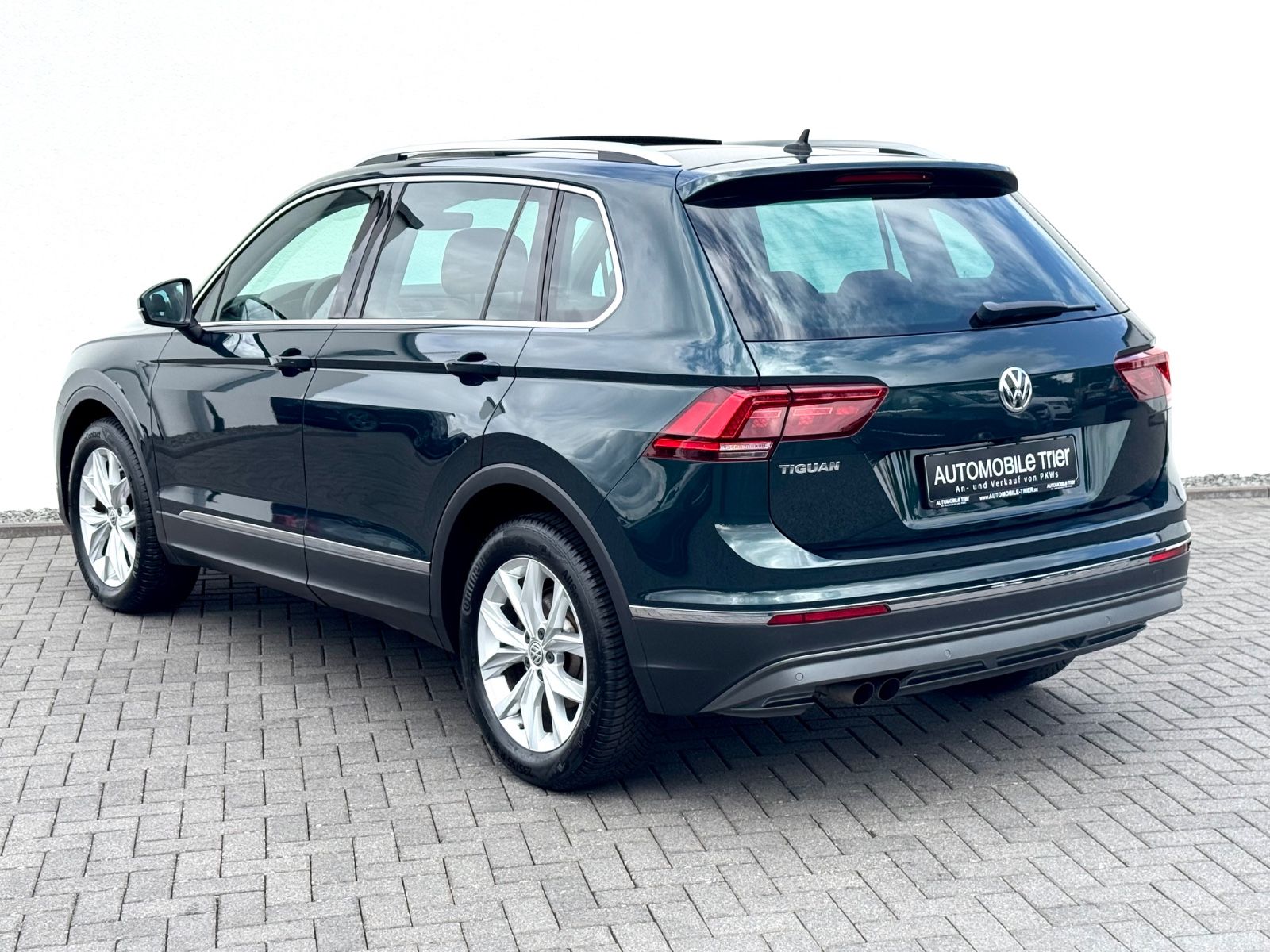 Bild 7 von 15 - Volkswagen Tiguan - Gebrauchtwagen von Automobile Trier Volkswagen Tiguan Highline 1.4 TSI DSG 4Motion, LED, ACC, PANO