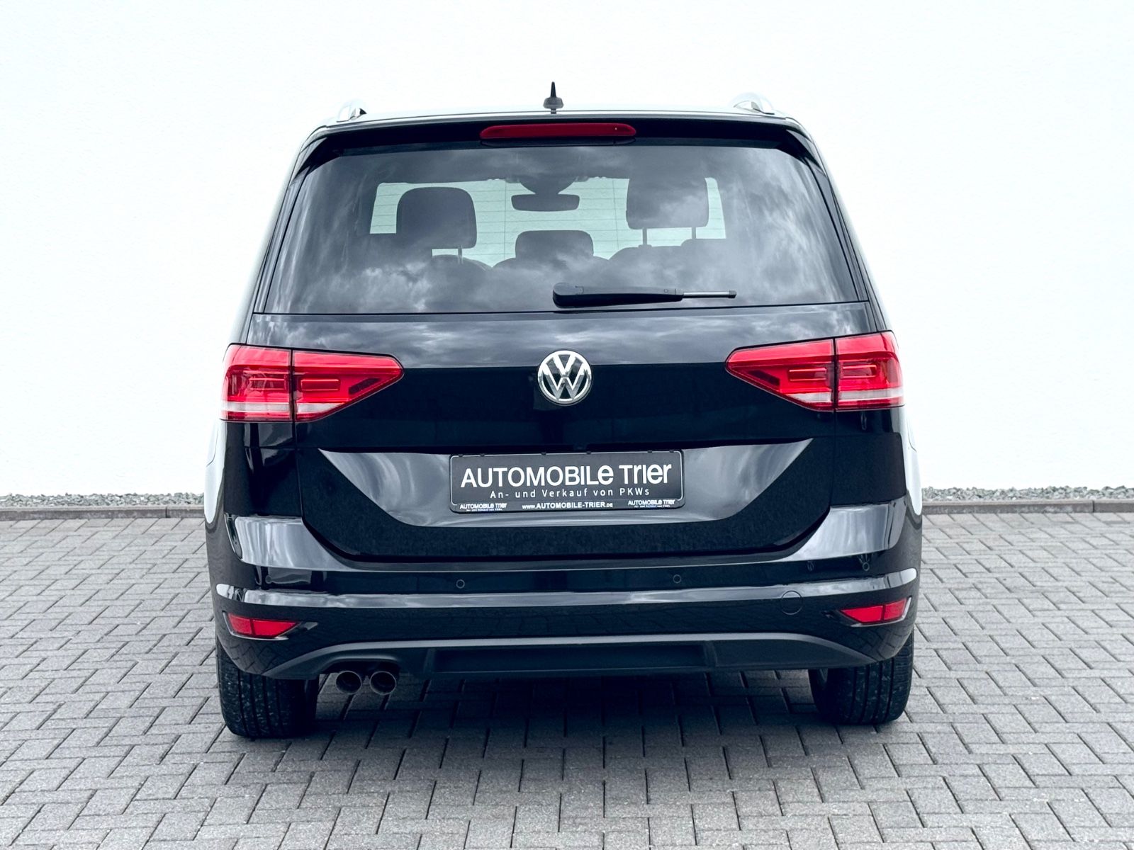 Bild 13 von 16 - Volkswagen Touran - Gebrauchtwagen von Automobile Trier Volkswagen Touran Highline 2.0 TDI DSG, 7.SITZER, NAVI, LED