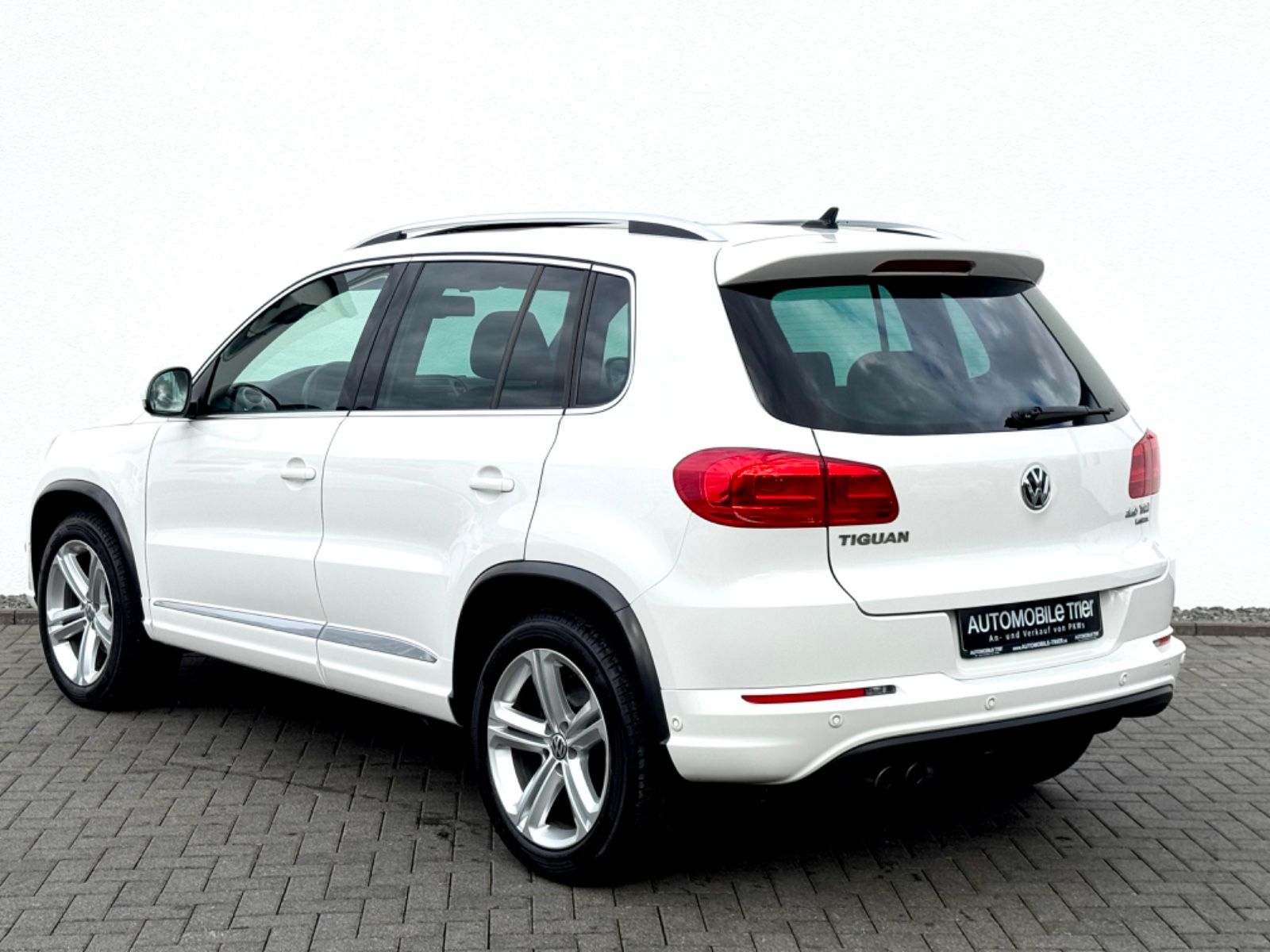 Bild 7 von 16 - Volkswagen Tiguan - Gebrauchtwagen von Automobile Trier Volkswagen Tiguan 2.0 TDI DSG 4Motion, 3X R LINE, PANO, KAMERA