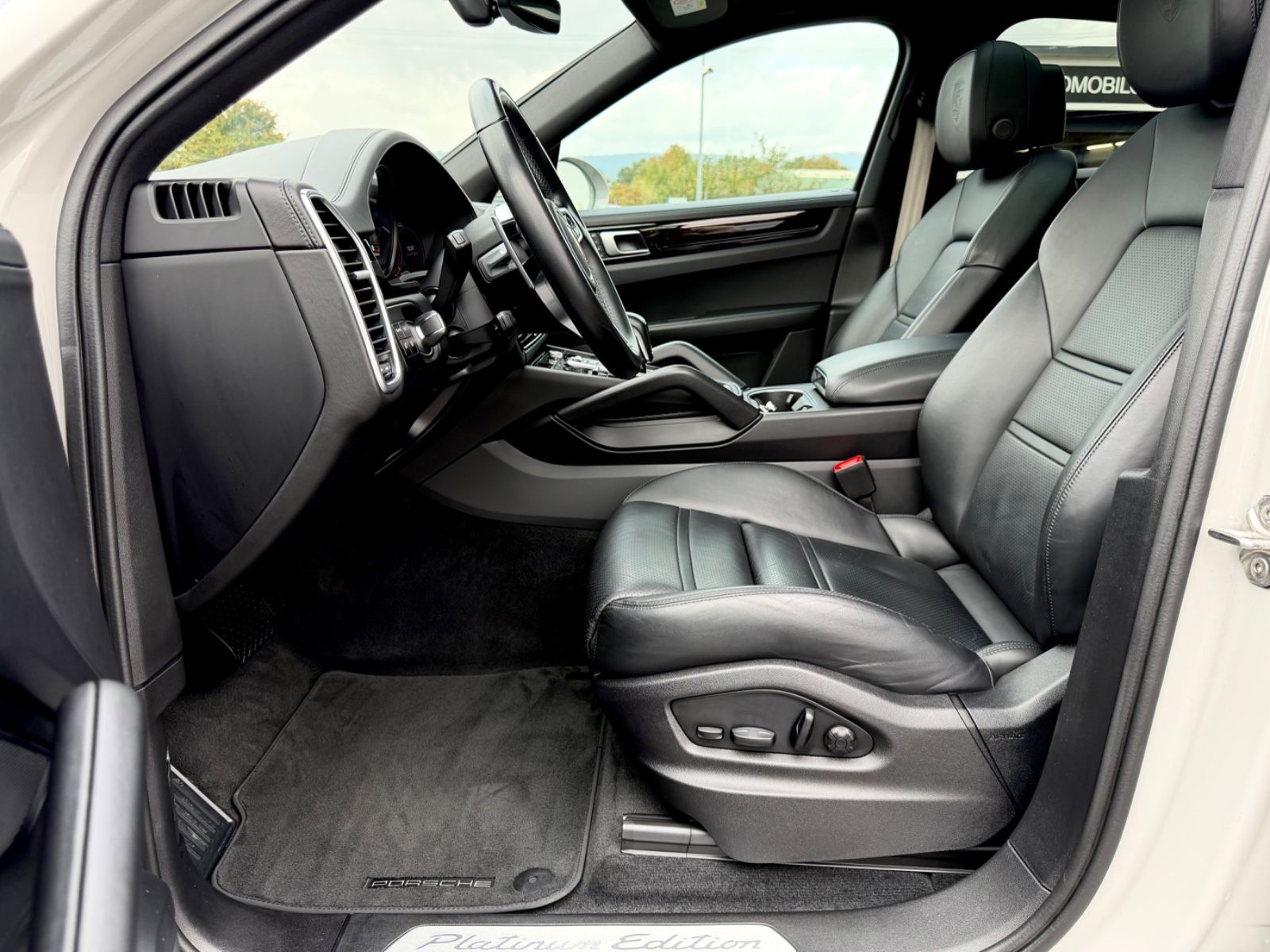 Bild 9 von 19 - Porsche Cayenne - Gebrauchtwagen von Automobile Trier Porsche Cayenne Coupe Sport Chrono Paket, PANO,  21.ZOLL