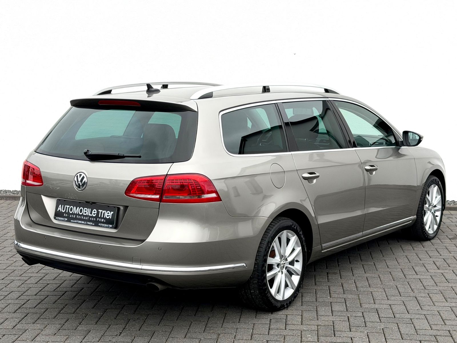 Bild 5 von 13 - Volkswagen Passat - Gebrauchtwagen von Automobile Trier Volkswagen Passat Variant Highline 2.0 TDI DSG 4Motion