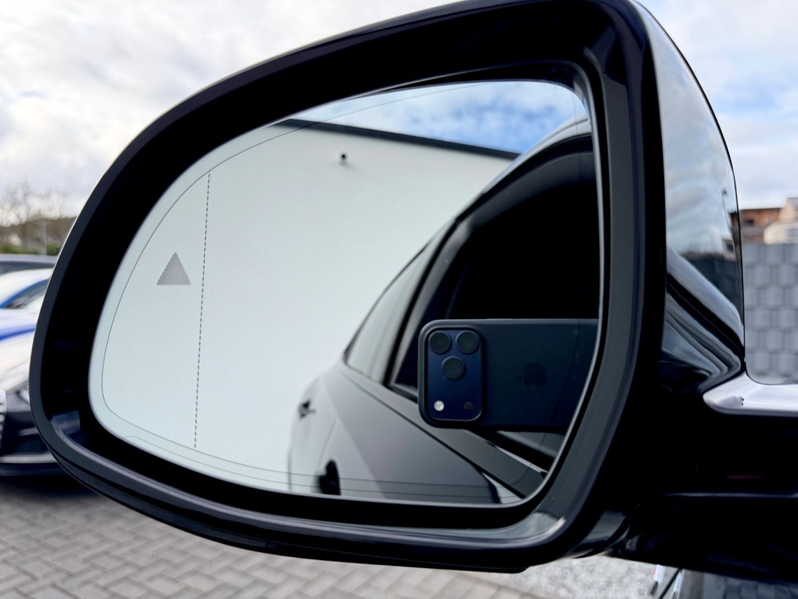 Bild 14 von 19 - BMW X6 - Gebrauchtwagen von Automobile Trier BMW X6 xDrive 40 d M Sport Paket, LED, HUD, AHK, CAM